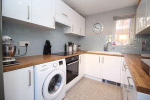Kitchen- click for photo gallery
